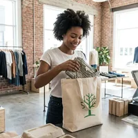 Sustainable Retail Packaging — view 2